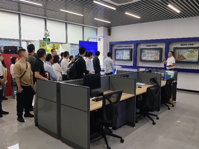 2025 年应急管理与突发事件处置研讨班顺利结业2.png