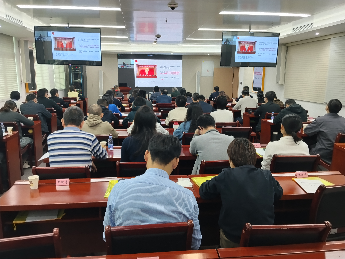 聚焦履职能力 夯实理论根基.png