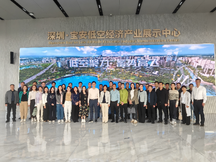 2026年荔湾区副处级干部进修班来深学习1.png