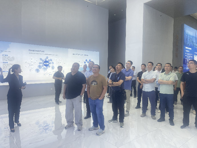 2026年江门市新会区新任副科级领导干部任职培训班来深学习4.png
