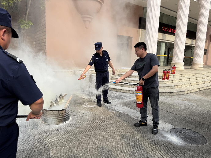 安全生产与应急管理专题研讨班圆满结业2.png